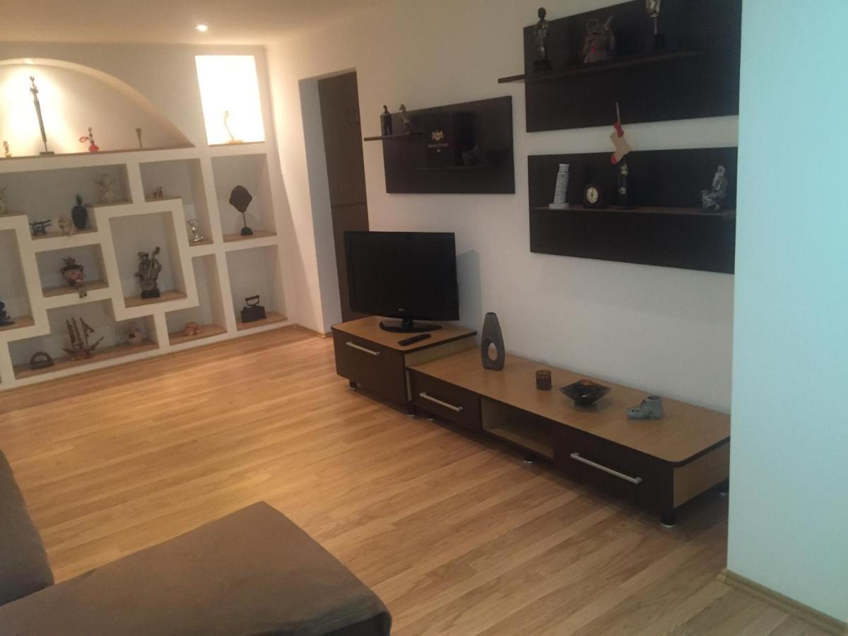 Matei Apartment *